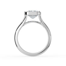 The Gabriella Ring - Emerald Bezel with Split Band