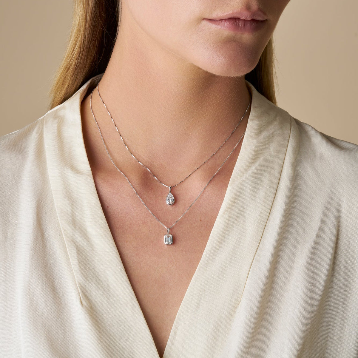 The Odette Emerald Bezel Pendant