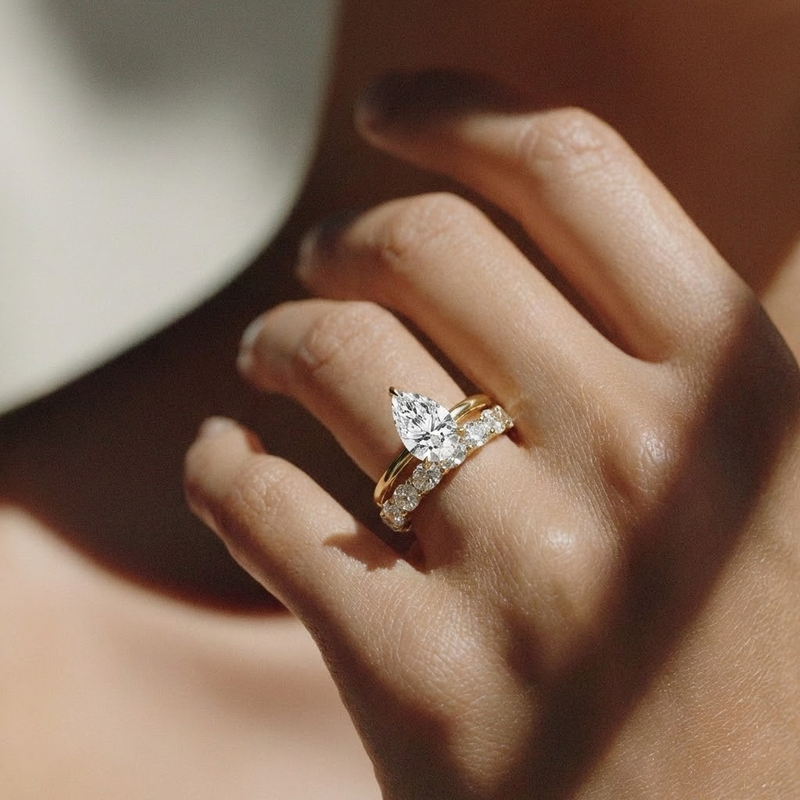 The Nova Ring – Pear Solitaire in 14K White Gold – The Jewel Concierge