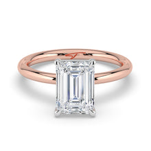 The Nova Ring - Emerald Solitaire