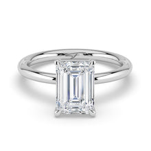 The Nova Ring - Emerald Solitaire
