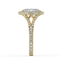 The Elara Ring - Oval Orbital Halo With Split Pavé Band